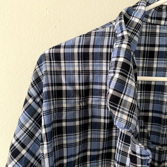 Hanes blue black white checkered full button down collared long sleeved shirt - Picture 2 of 3
